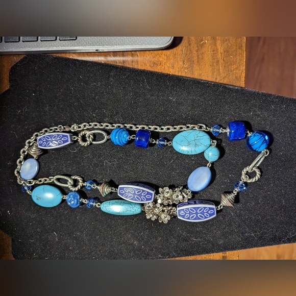 unbranded Jewelry - 30" Beaded turquoise ceramic and metal beads blue silver colo country western sw